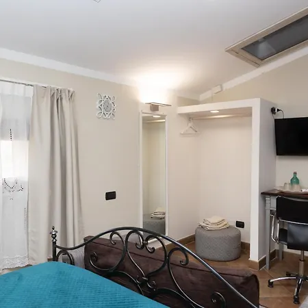 Room & Breakfast La Dimora