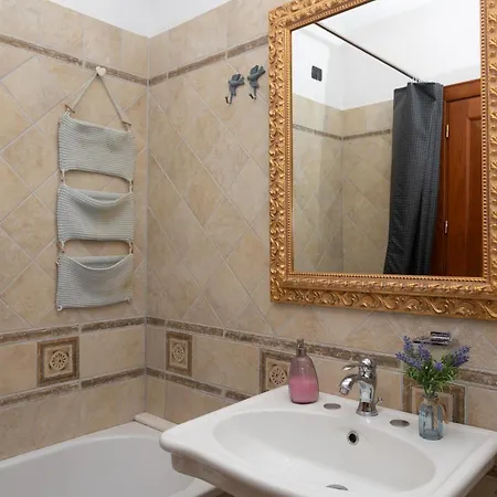 Room & Breakfast La Dimora