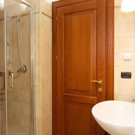 Bed & Breakfast Room & Breakfast La Dimora 3*