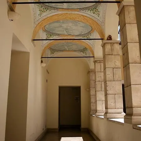 Bed & Breakfast La Dimora 3*