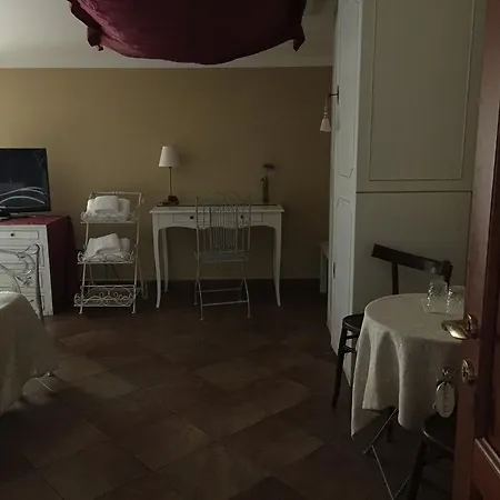 La Dimora Bed & Breakfast