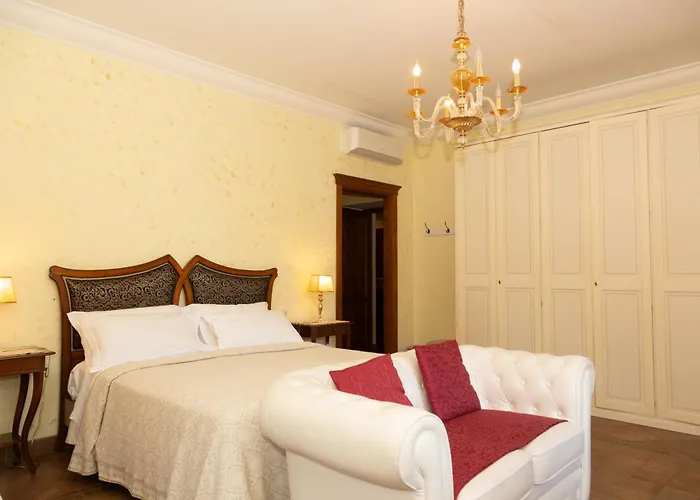 ベッド・アンド・ブレックファスト & Breakfast La Dimora スルモナ